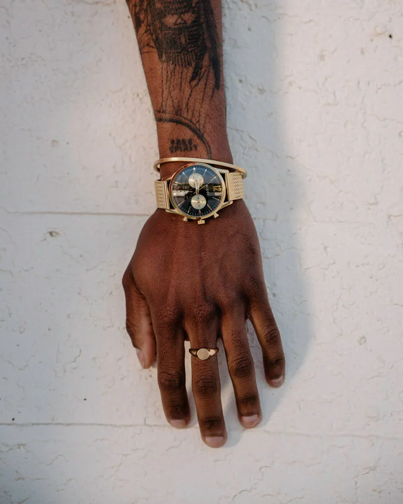 Chronometer watch - Black dial with gold bracelet
