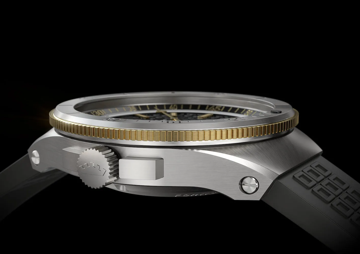 Fortis Marinemaster M 44 Black Resin Gold Limited Edition