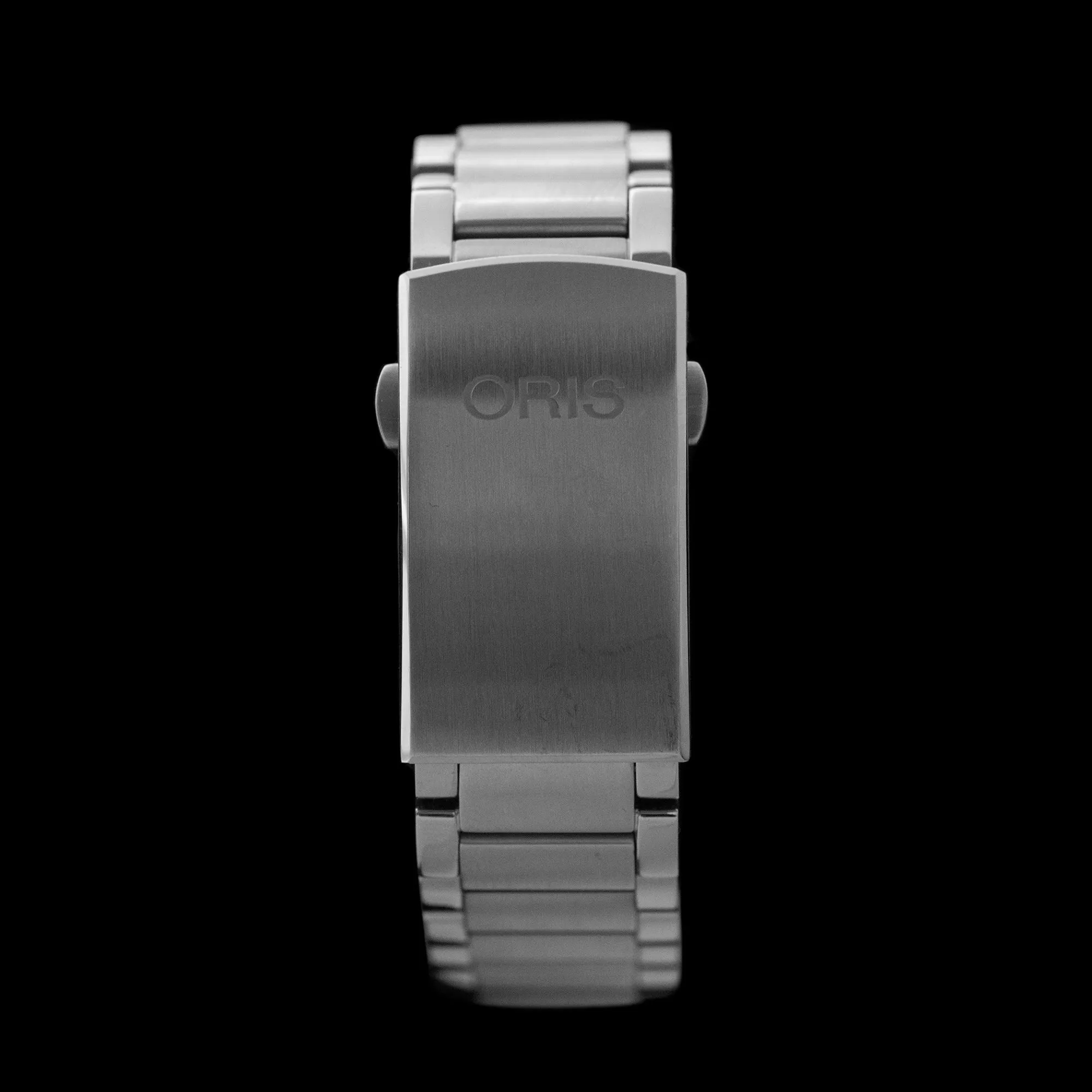 Oris - 2021 Aquis Date Relief
