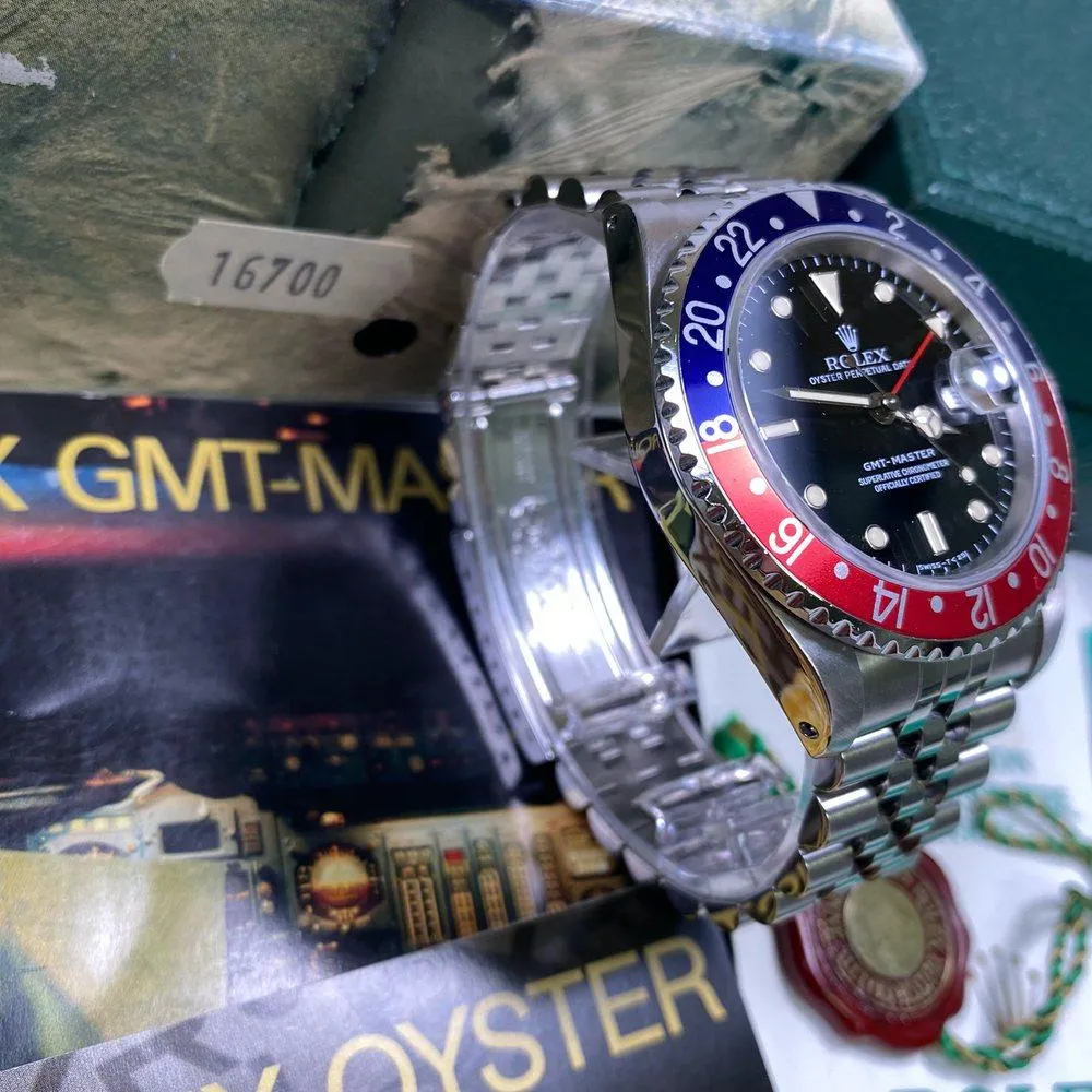 Rolex GMT Master 16700 (1992)